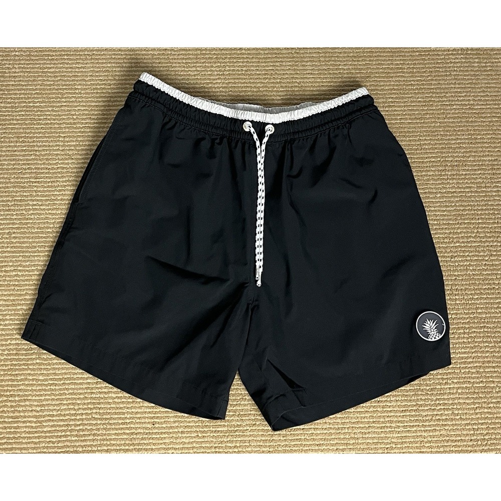 Chubbies Black Swim Trunks Board Shorts 5.5" Inseam Size Medium Mesh Lined